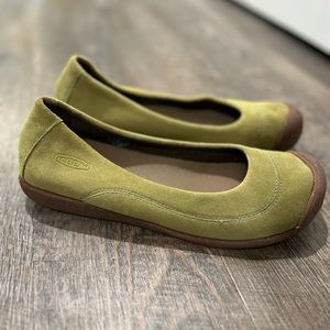 Keen Sienna Suede Slip On Flats